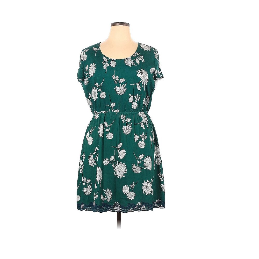 Market & Spruce Floral Dress